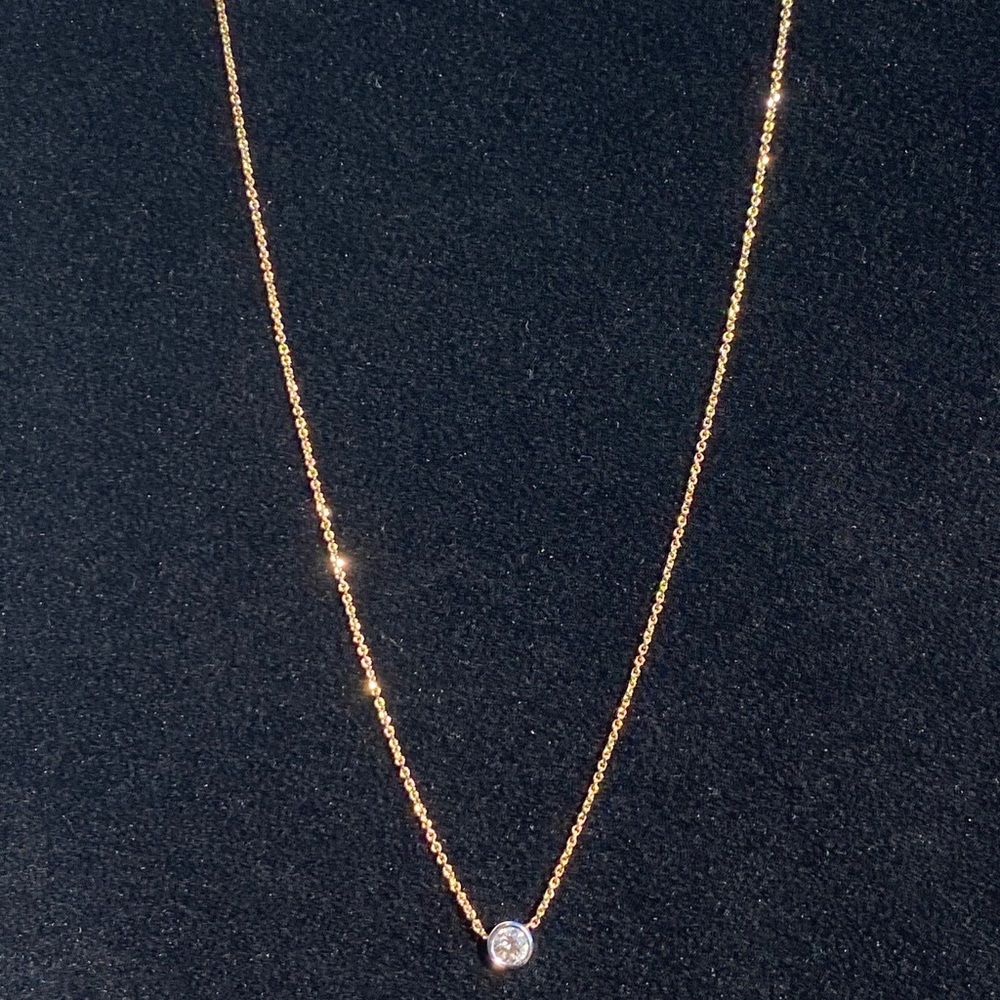 14KT solitaire diamond 💎 necklace - Picture 5 of 17